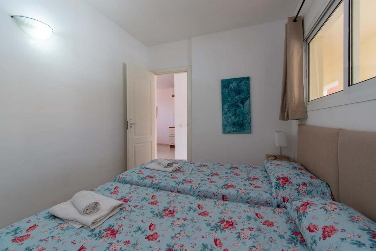 Sunset - 2 Bedroom Apartment Адехе Екстериор снимка