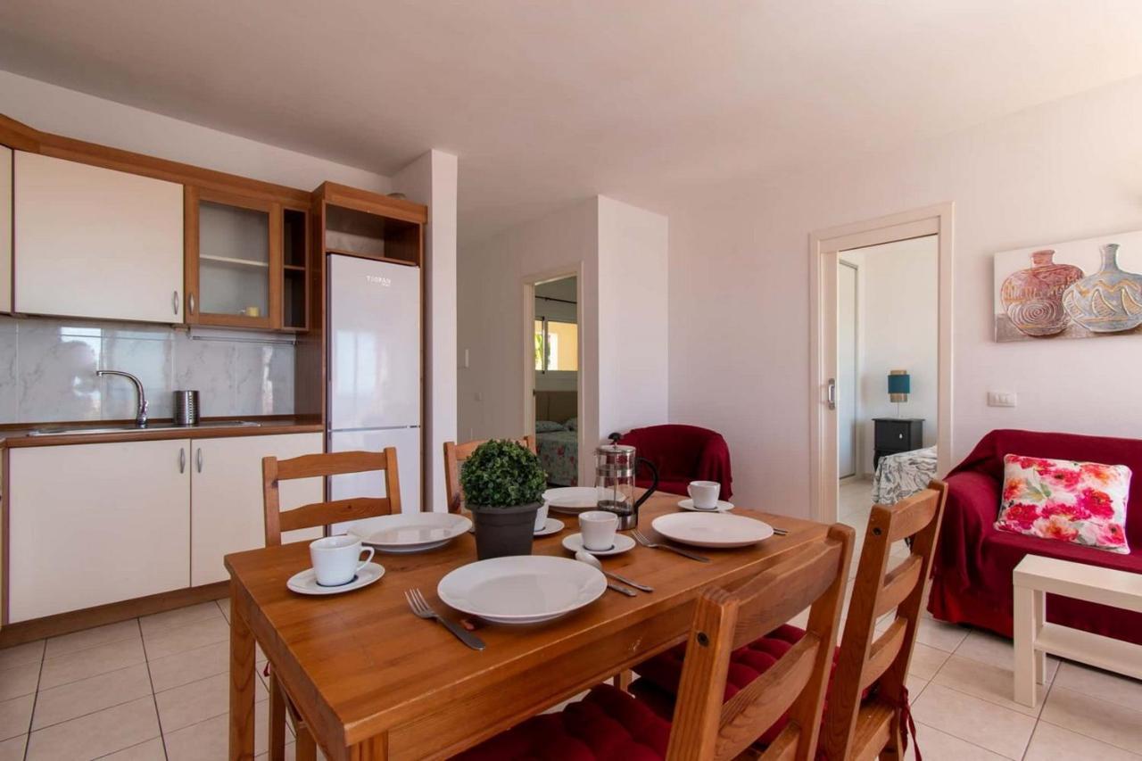 Sunset - 2 Bedroom Apartment Адехе Екстериор снимка