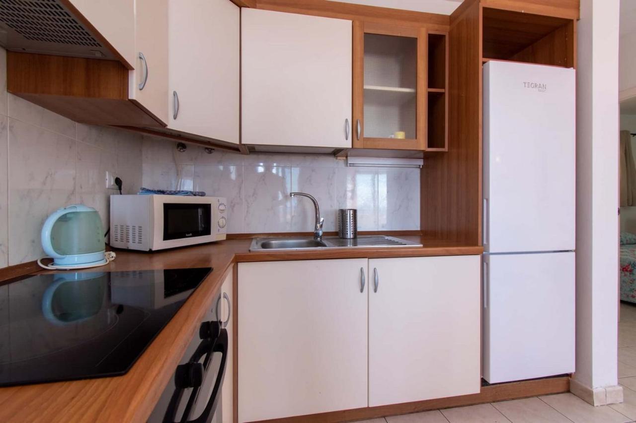 Sunset - 2 Bedroom Apartment Адехе Екстериор снимка